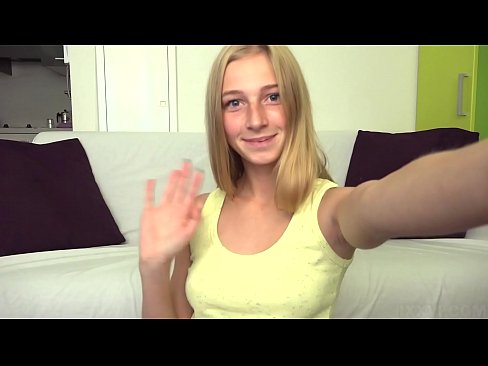 ❤️ Nuair a bhíonn mé leamh déanaim masturbate go leisciúil ar mo phussy bándearg ️❌  Porn na Rúise  uainn ga.tubesexer-com.ru ☑